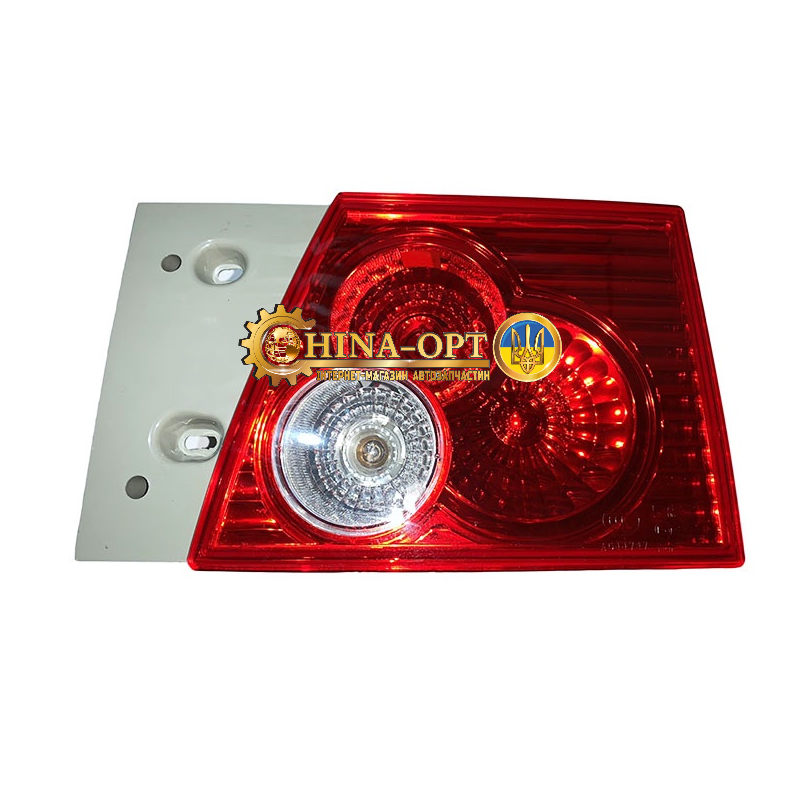 Фонарь задний правый внутренний CHERY AMULET AFTERMARKET A15-3773020BA Фонарь задний правый внутренний CHERY AMULET AFTERMARKET A15-3773020BA